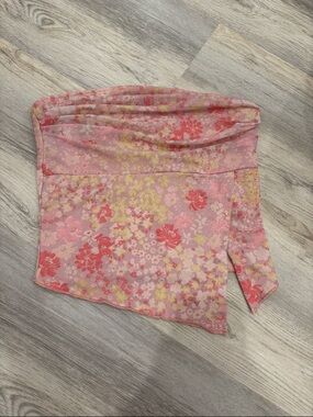 SHEIN Pink Floral Strapless Crop Top with Yellow Accents